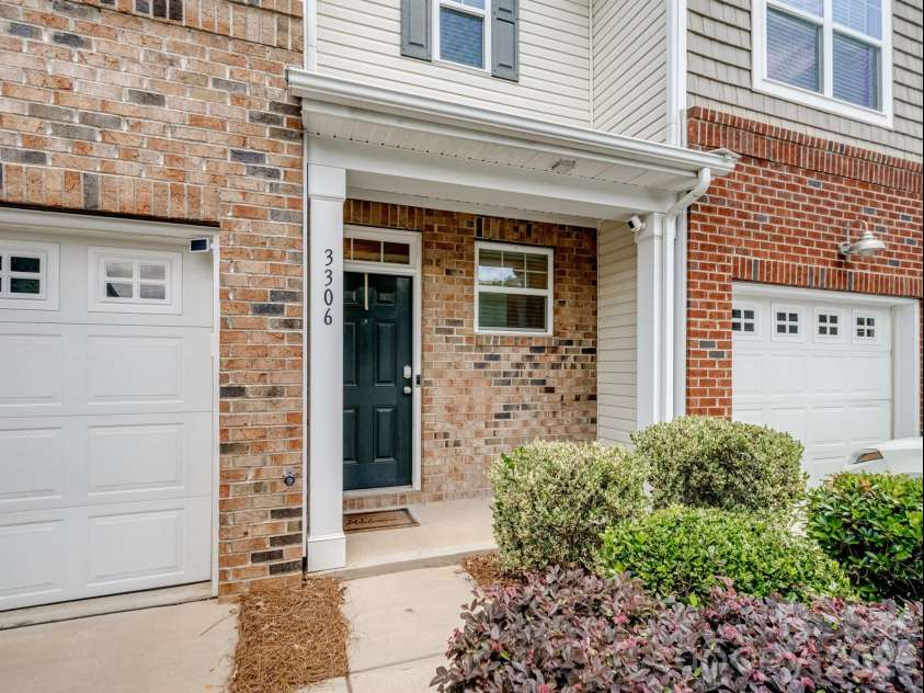 3306 Yarmouth Lane, Gastonia, NC 28056.  MLS# CAR4357646, YatesRealty ID 15619. 