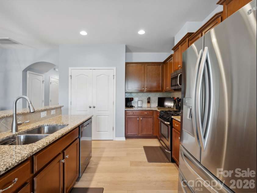 3306 Yarmouth Lane, Gastonia, NC 28056.  MLS# CAR4357646, YatesRealty ID 15619. 