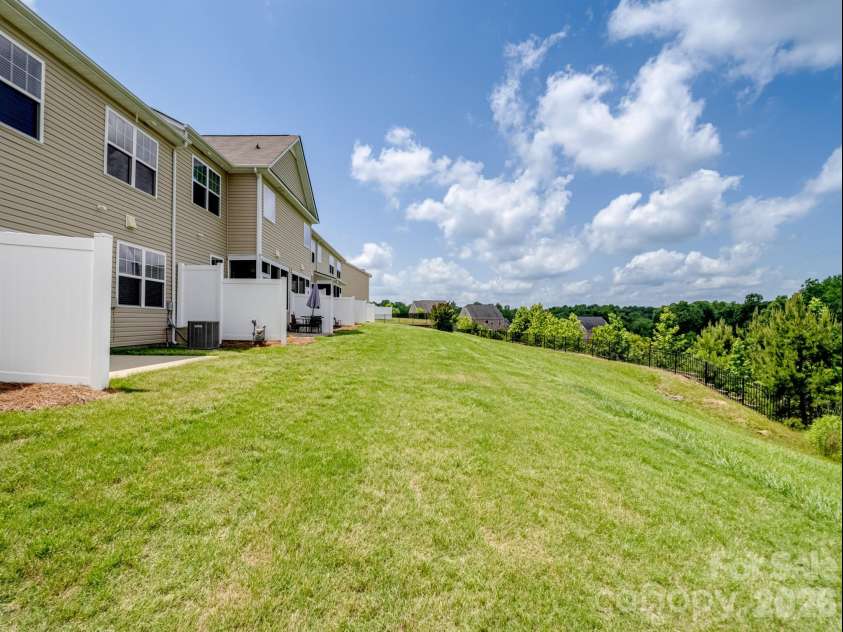 3306 Yarmouth Lane, Gastonia, NC 28056.  MLS# CAR4357646, YatesRealty ID 15619. 