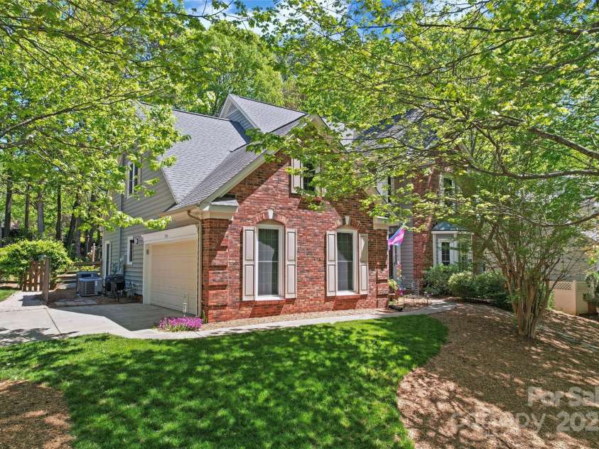 15744 Berryfield Street, Huntersville, NC 28078.  MLS# CAR4248486, YatesRealty ID 15620. 