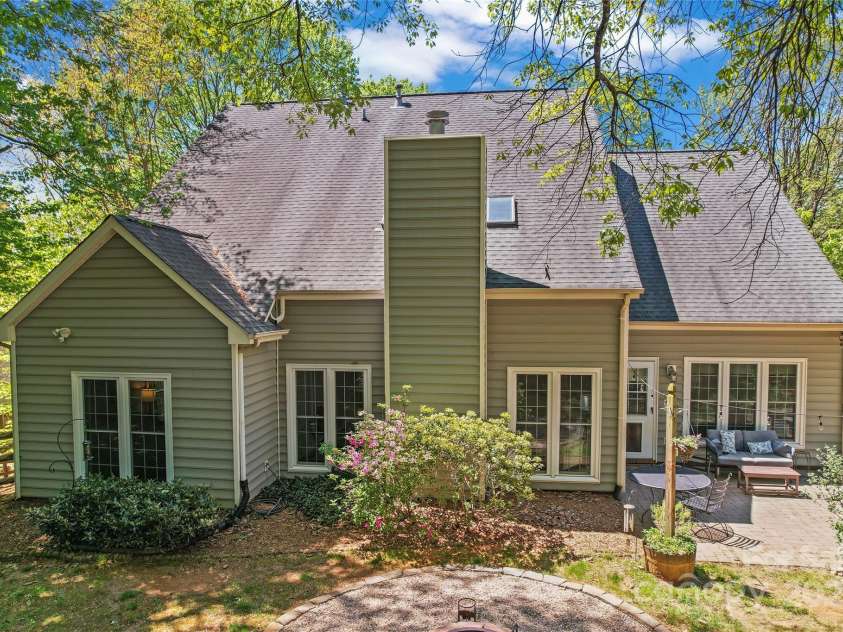 15744 Berryfield Street, Huntersville, NC 28078.  MLS# CAR4248486, YatesRealty ID 15620. 