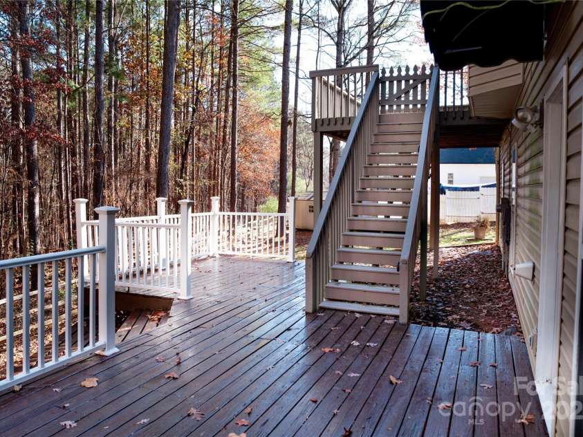 214 Harbor Landing Drive, Mooresville, NC 28117.  MLS# CAR4326069, YatesRealty ID 15621. Backyard
