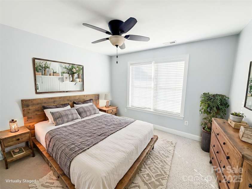 214 Harbor Landing Drive, Mooresville, NC 28117.  MLS# CAR4326069, YatesRealty ID 15621. Bonus Room