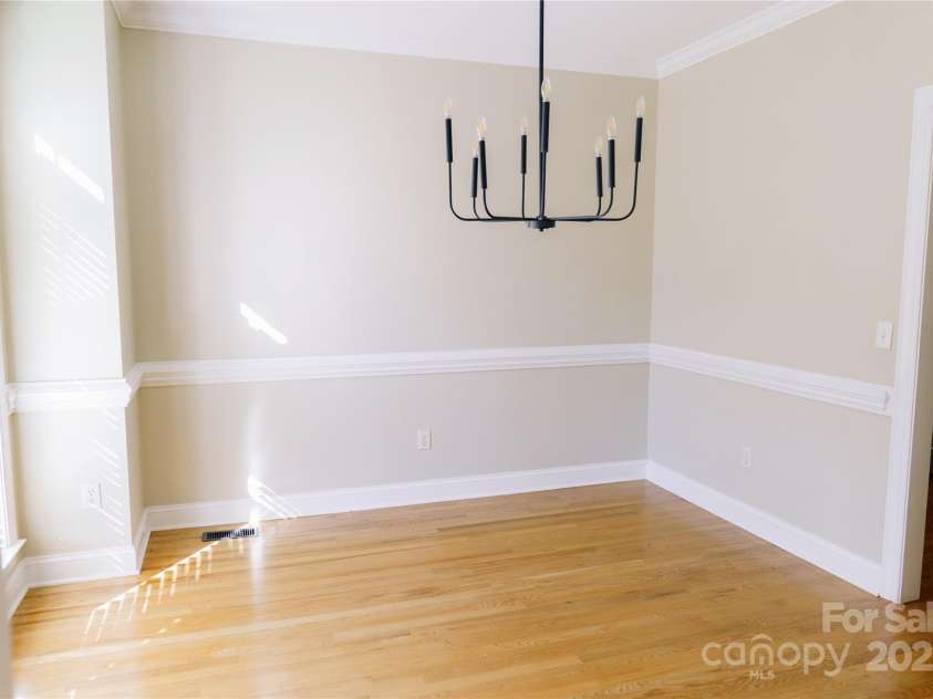 214 Harbor Landing Drive, Mooresville, NC 28117.  MLS# CAR4326069, YatesRealty ID 15621. Dining Room