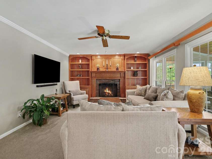 2705 Greenmont Circle, Belmont, NC 28012.  MLS# CAR4368980, YatesRealty ID 15621. 