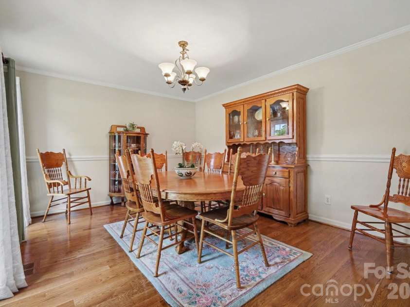 2705 Greenmont Circle, Belmont, NC 28012.  MLS# CAR4368980, YatesRealty ID 15621. 