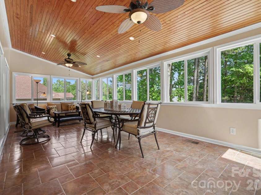 2705 Greenmont Circle, Belmont, NC 28012.  MLS# CAR4368980, YatesRealty ID 15621. 