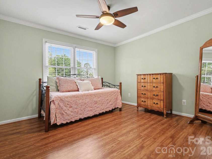 2705 Greenmont Circle, Belmont, NC 28012.  MLS# CAR4368980, YatesRealty ID 15621. 