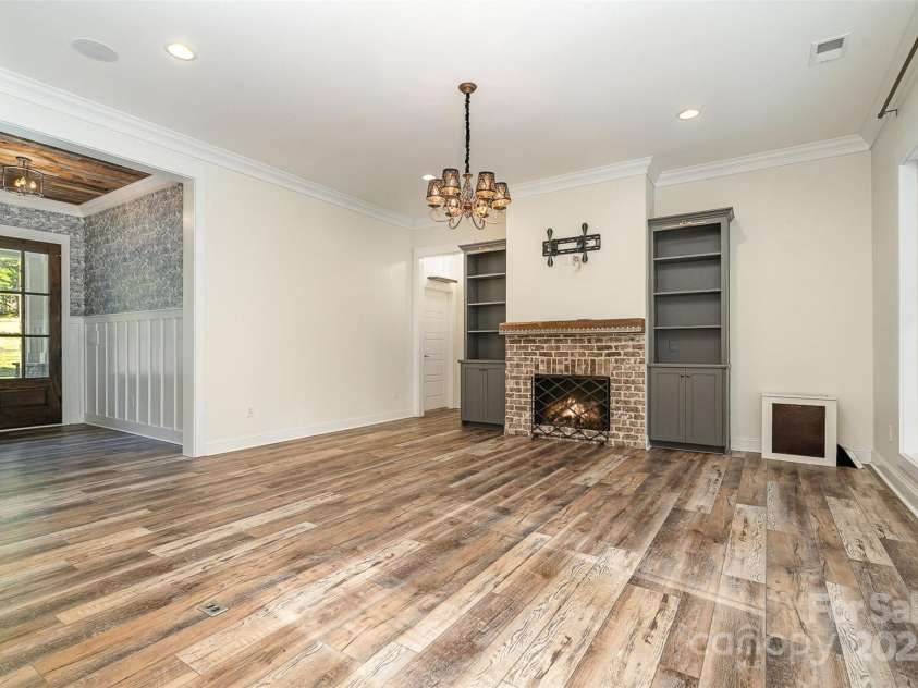 2586 Lee Lawing Road, Lincolnton, NC 28092.  MLS# CAR4244903, YatesRealty ID 15622. 