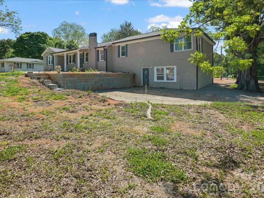 34438 Springdale Drive, New London, NC 28127.  MLS# CAR4372060, YatesRealty ID 15623. 