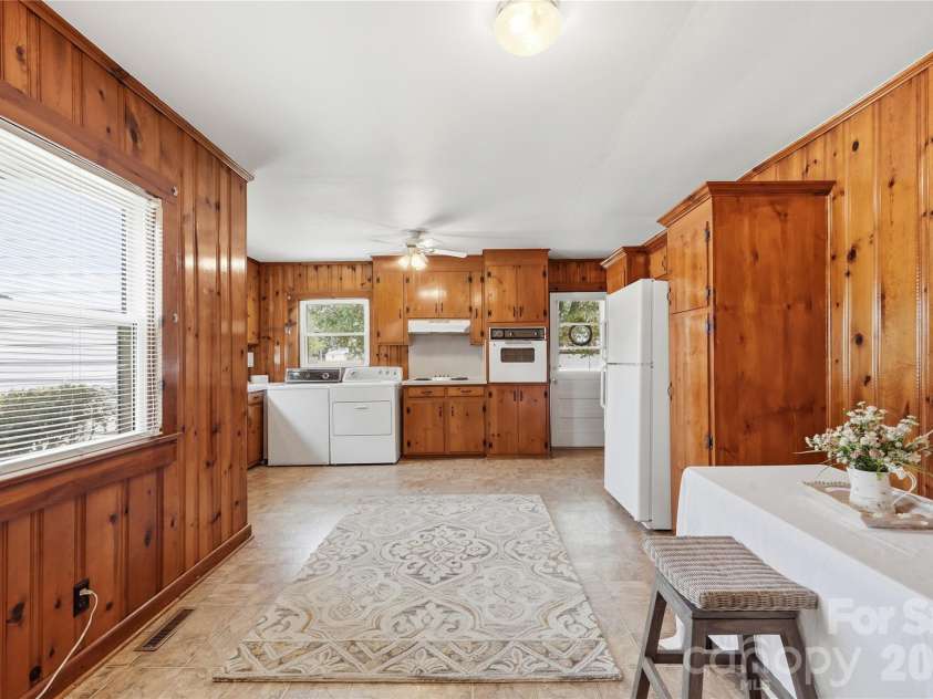 1203 Gold Street Extension, Kings Mountain, NC 28086.  MLS# CAR4400384, YatesRealty ID 15624. 