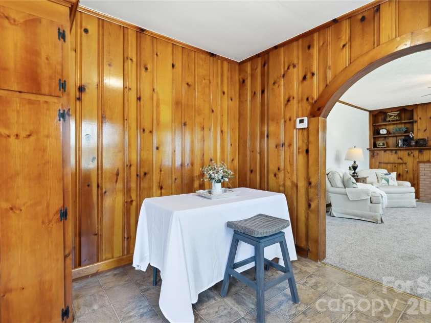 1203 Gold Street Extension, Kings Mountain, NC 28086.  MLS# CAR4400384, YatesRealty ID 15624. 