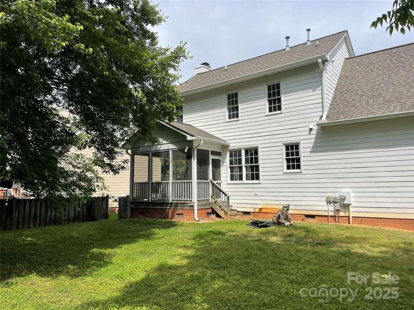 2208 Fieldmont Court, Raleigh, NC 27614.  MLS# CAR4258969, YatesRealty ID 15624. 