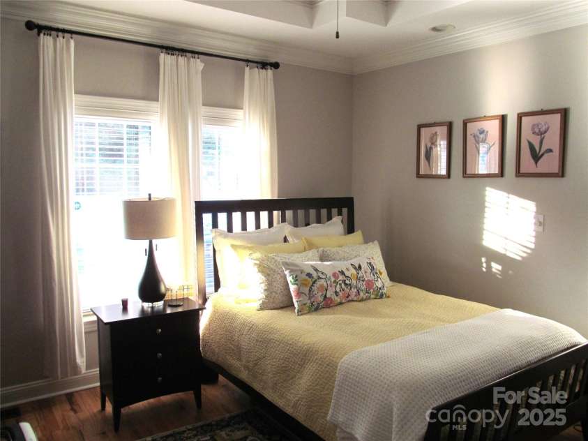 1601 Eden Glen Drive, Dallas, NC 28034.  MLS# CAR4211731, YatesRealty ID 15625. Primary Bedroom with trey ceiling
