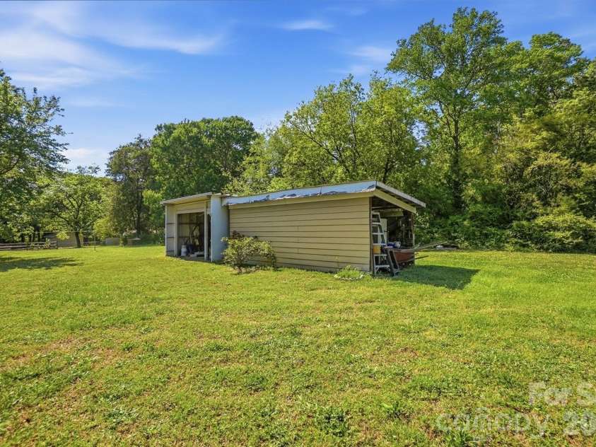2531 Arnold Drive, Monroe, NC 28110.  MLS# CAR4369421, YatesRealty ID 15626. Storage Buildings