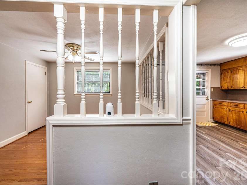 2649 Westview Acres Street, Hickory, NC 28601.  MLS# CAR4371738, YatesRealty ID 15627. 