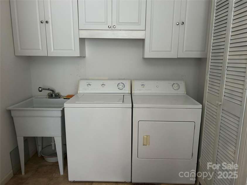 617 Reservoir Road, Marion, NC 28752.  MLS# CAR4257256, YatesRealty ID 15627. Laundry