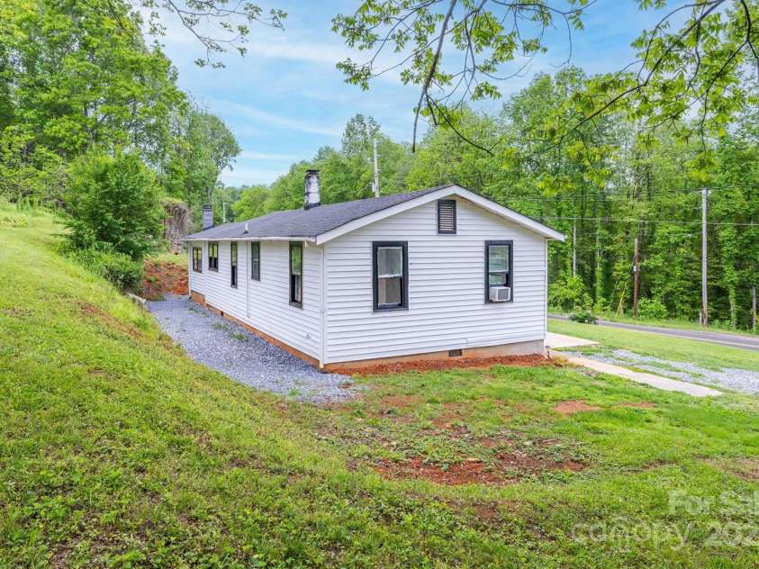 3614 Frank Whisnant Road, Morganton, NC 28655.  MLS# CAR4256932, YatesRealty ID 15628. 