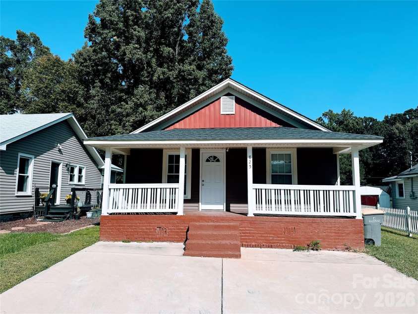 825 Margate Avenue, Kannapolis, NC 28081.  MLS# CAR4369562, YatesRealty ID 15628. 