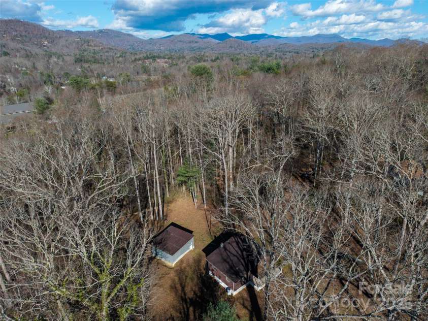 67 Shawnee Trail, Asheville, NC 28805.  MLS# CAR4331437, YatesRealty ID 1563. Aerial of properties