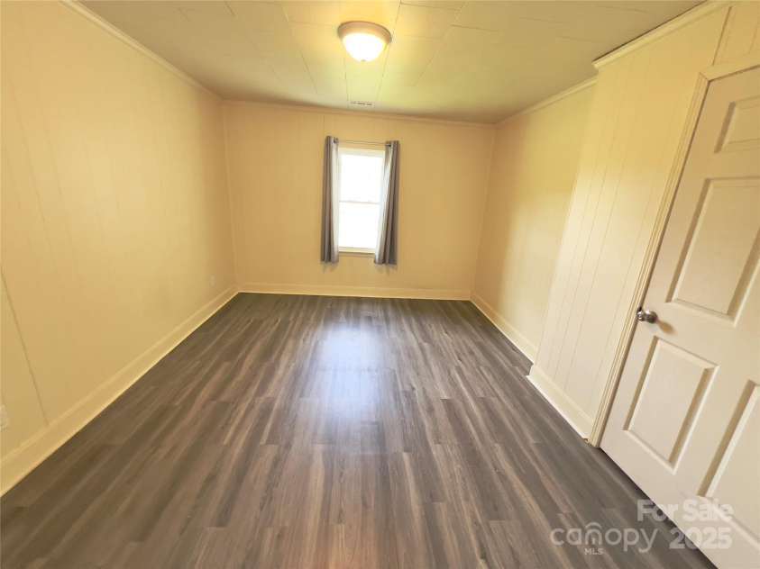 2482 NC 10 Highway, Conover, NC 28613.  MLS# CAR4257700, YatesRealty ID 15630. 