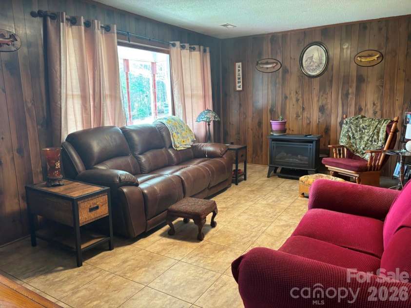 493 Franklintown Road, Spruce Pine, NC 28777.  MLS# CAR4369688, YatesRealty ID 15631. 
