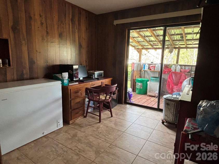 493 Franklintown Road, Spruce Pine, NC 28777.  MLS# CAR4369688, YatesRealty ID 15631. 