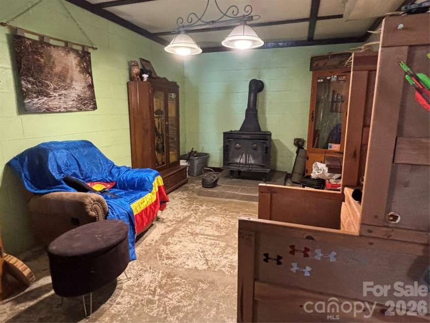 493 Franklintown Road, Spruce Pine, NC 28777.  MLS# CAR4369688, YatesRealty ID 15631. 