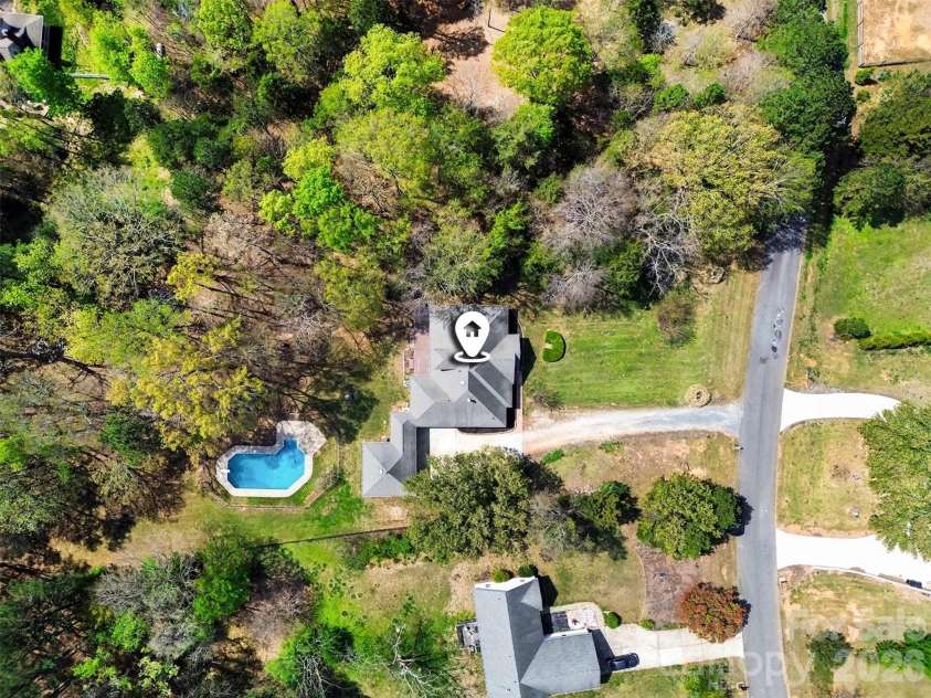 7329 Bailywick Drive, Waxhaw, NC 28173.  MLS# CAR4334755, YatesRealty ID 15632. 
