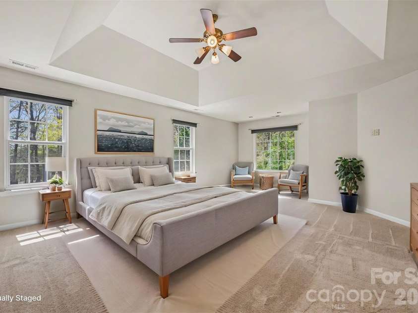 7329 Bailywick Drive, Waxhaw, NC 28173.  MLS# CAR4334755, YatesRealty ID 15632. Primary Bedroom