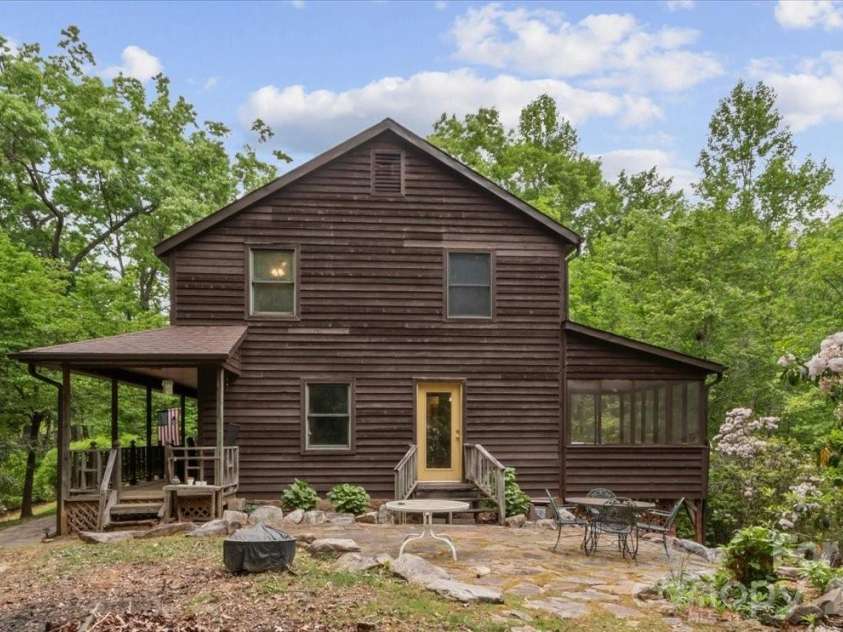 190 Executive Estates Drive, Old Fort, NC 28762.  MLS# CAR4349783, YatesRealty ID 15634. Side patio