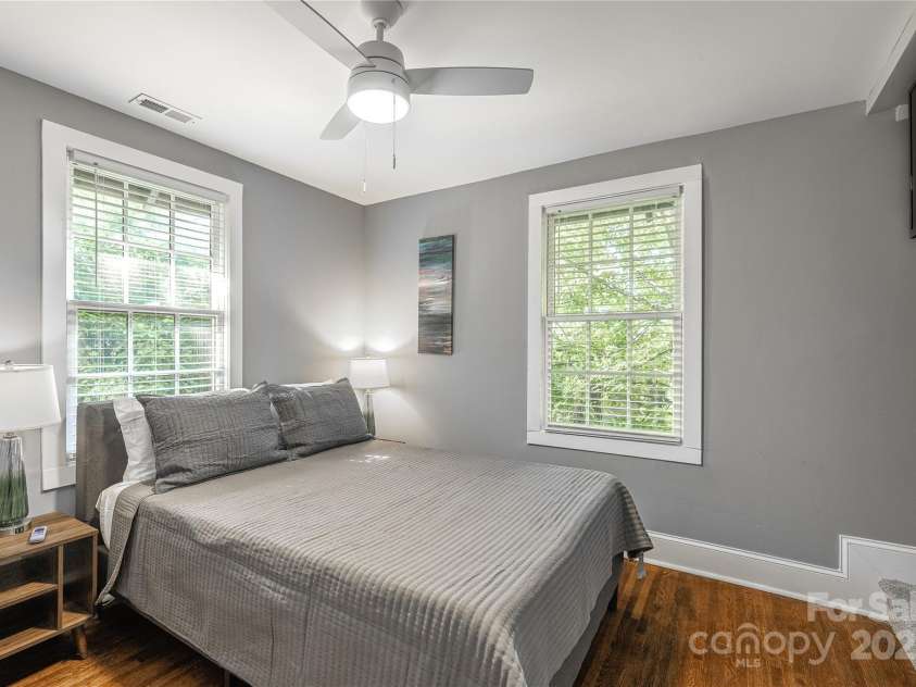 713/715 Walnut Avenue, Charlotte, NC 28208.  MLS# CAR4241101, YatesRealty ID 15635. 715 2nd bedroom