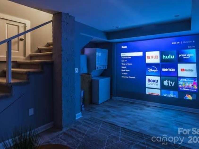 713/715 Walnut Avenue, Charlotte, NC 28208.  MLS# CAR4241101, YatesRealty ID 15635. 715 basement 2