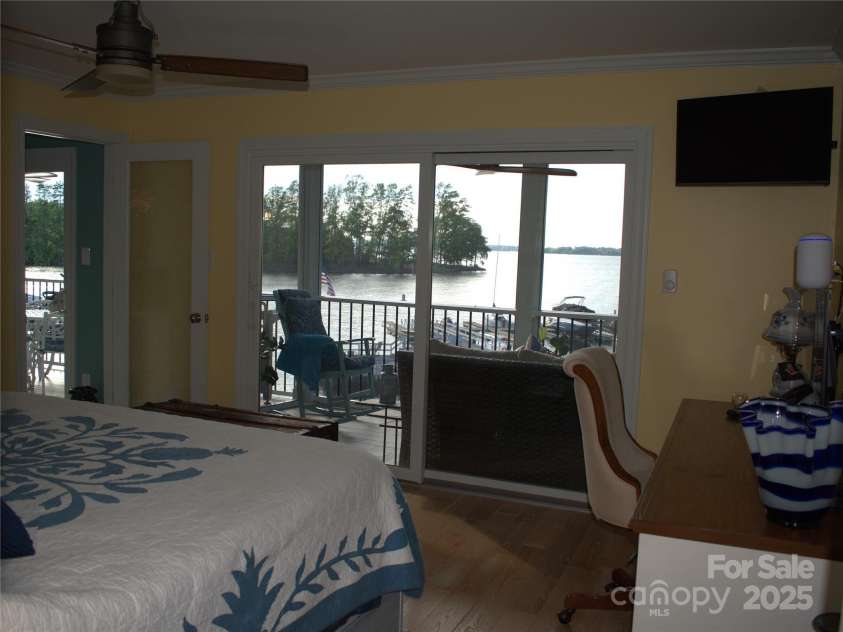 20417 Harborgate Court, Cornelius, NC 28031.  MLS# CAR4263647, YatesRealty ID 15638. 