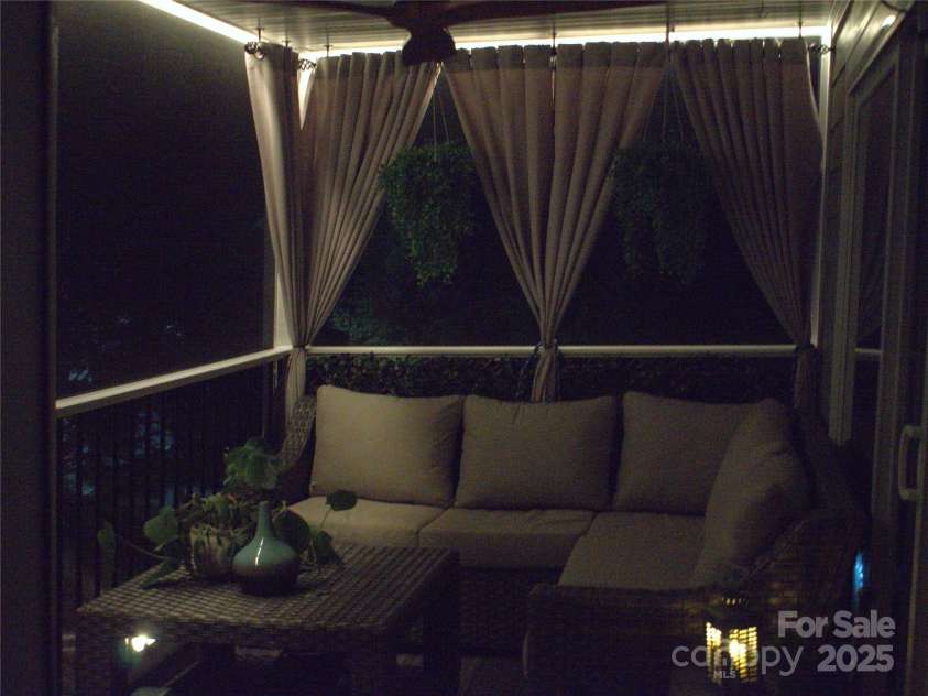 20417 Harborgate Court, Cornelius, NC 28031.  MLS# CAR4263647, YatesRealty ID 15638. 