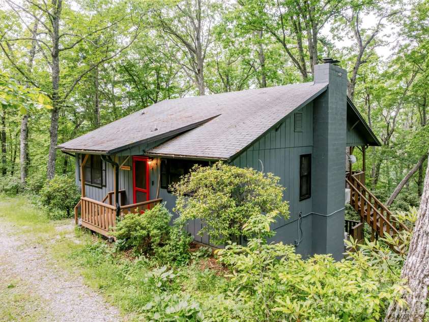 176 McGuffey Ridge Road, Gerton, NC 28735.  MLS# CAR4358036, YatesRealty ID 15639. 