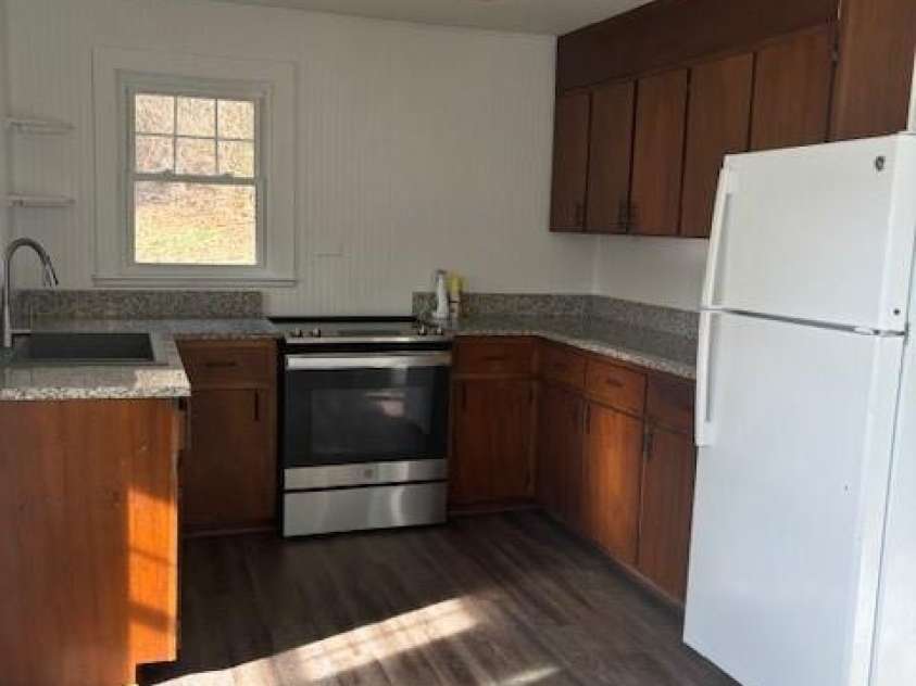 2295 Skyland Drive, Sylva, NC 28779.  MLS# CAR4180013, YatesRealty ID 1564. 