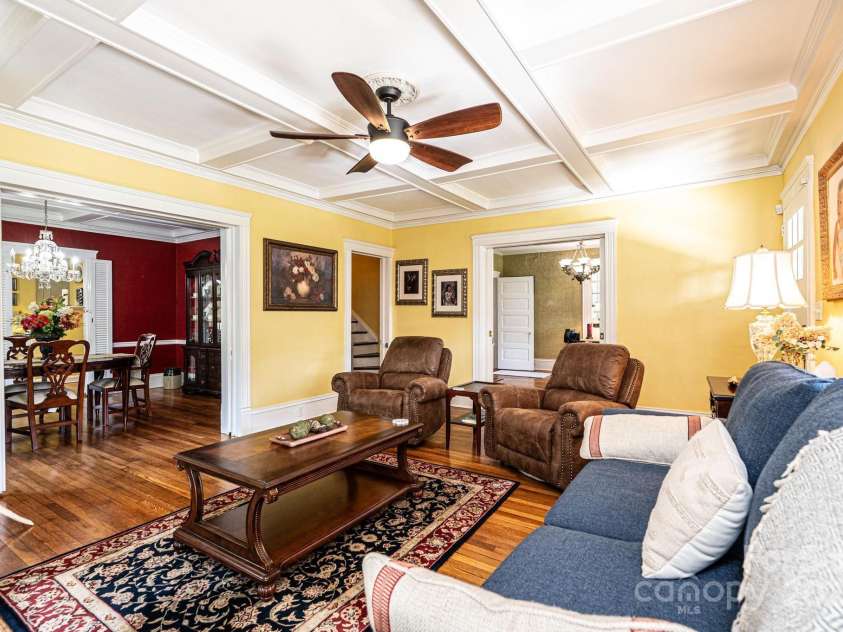 225 Rectory Hill Place, Lenoir, NC 28645.  MLS# CAR4258694, YatesRealty ID 15640. 