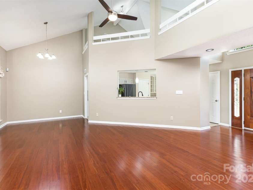 7218 Jacobs Fork Lane, Charlotte, NC 28273.  MLS# CAR4254104, YatesRealty ID 15642. 
