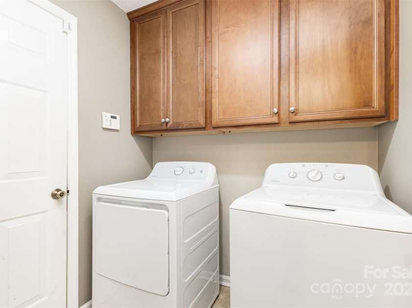 7218 Jacobs Fork Lane, Charlotte, NC 28273.  MLS# CAR4254104, YatesRealty ID 15642. 