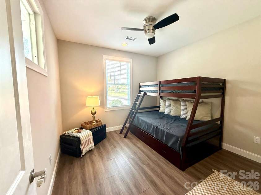 2636 2nd Street, Hickory, NC 28601.  MLS# CAR4361131, YatesRealty ID 15643. 