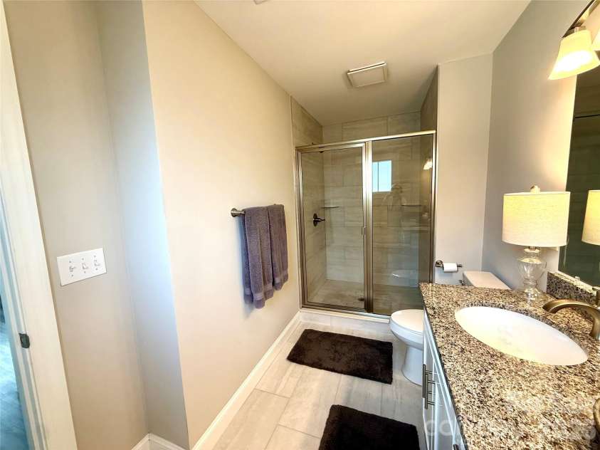 2636 2nd Street, Hickory, NC 28601.  MLS# CAR4361131, YatesRealty ID 15643. 