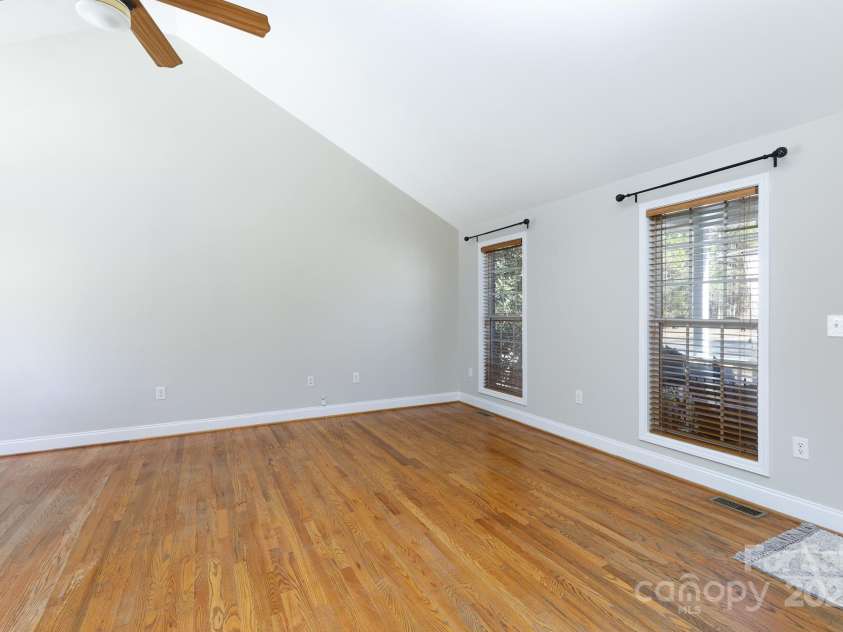 665 Edwards Road, Fort Lawn, SC 29714.  MLS# CAR4219216, YatesRealty ID 15643. 