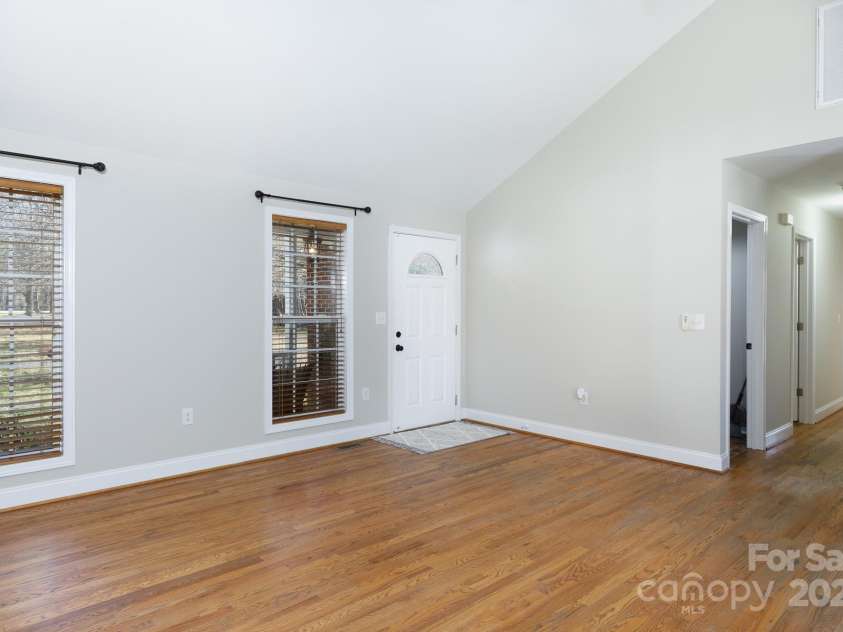 665 Edwards Road, Fort Lawn, SC 29714.  MLS# CAR4219216, YatesRealty ID 15643. 