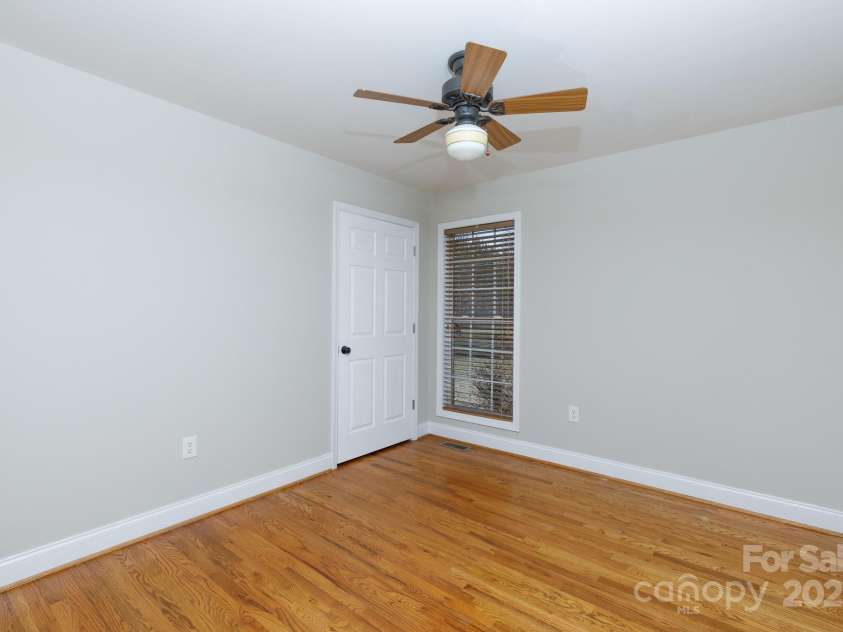 665 Edwards Road, Fort Lawn, SC 29714.  MLS# CAR4219216, YatesRealty ID 15643. 