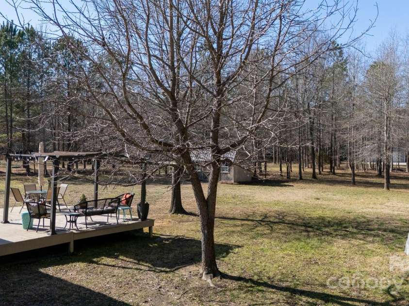 665 Edwards Road, Fort Lawn, SC 29714.  MLS# CAR4219216, YatesRealty ID 15643. 