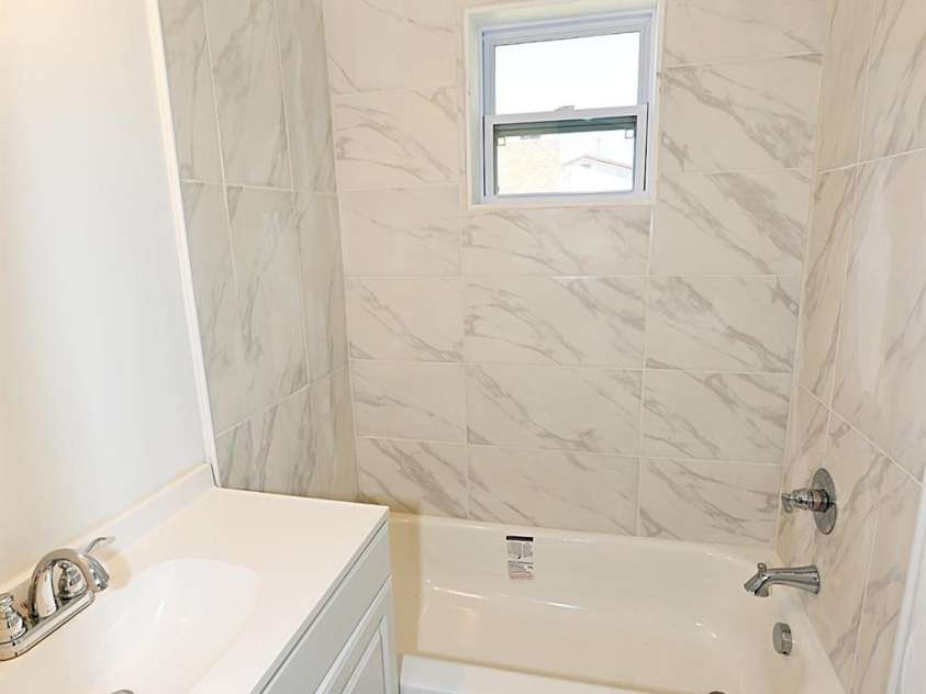 125 Ervin Avenue, Newton, NC 28658.  MLS# CAR4192439, YatesRealty ID 15645. 