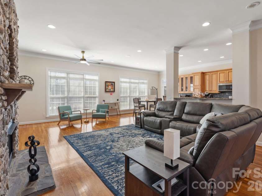 280 Brassie Lane, Summerfield, NC 27358.  MLS# CAR4367731, YatesRealty ID 15645. 