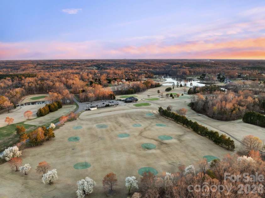 280 Brassie Lane, Summerfield, NC 27358.  MLS# CAR4367731, YatesRealty ID 15645. 