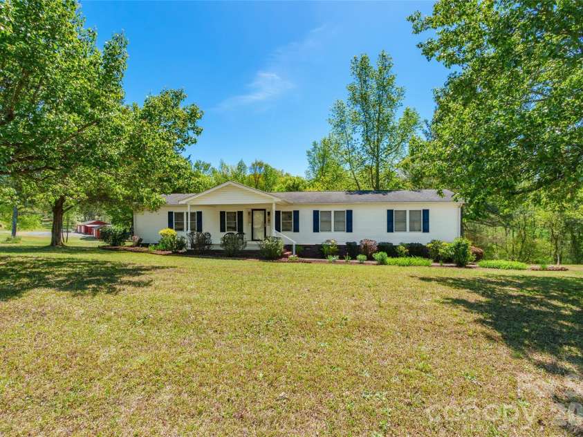 777 John Doster Road, Pageland, SC 29728.  MLS# CAR4369679, YatesRealty ID 15646. 